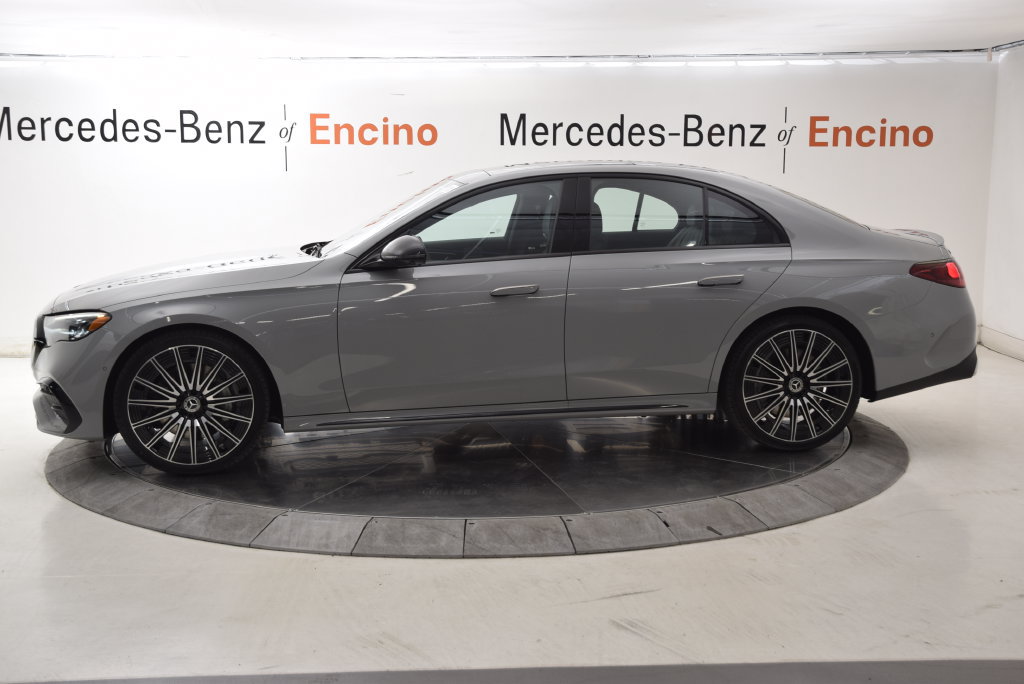 New 2027 Mercedes-Benz E 450 4MATIC Sedan image 3