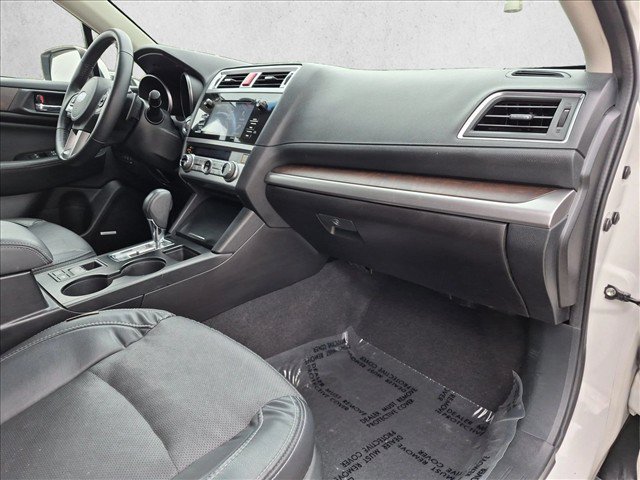 Used 2017 Subaru Outback 3.6R Limited AWD/4WD image 22