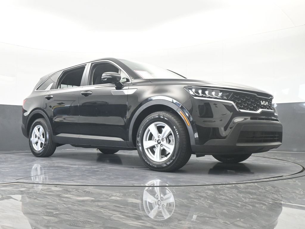 Used 2022 Kia Sorento LX image 60