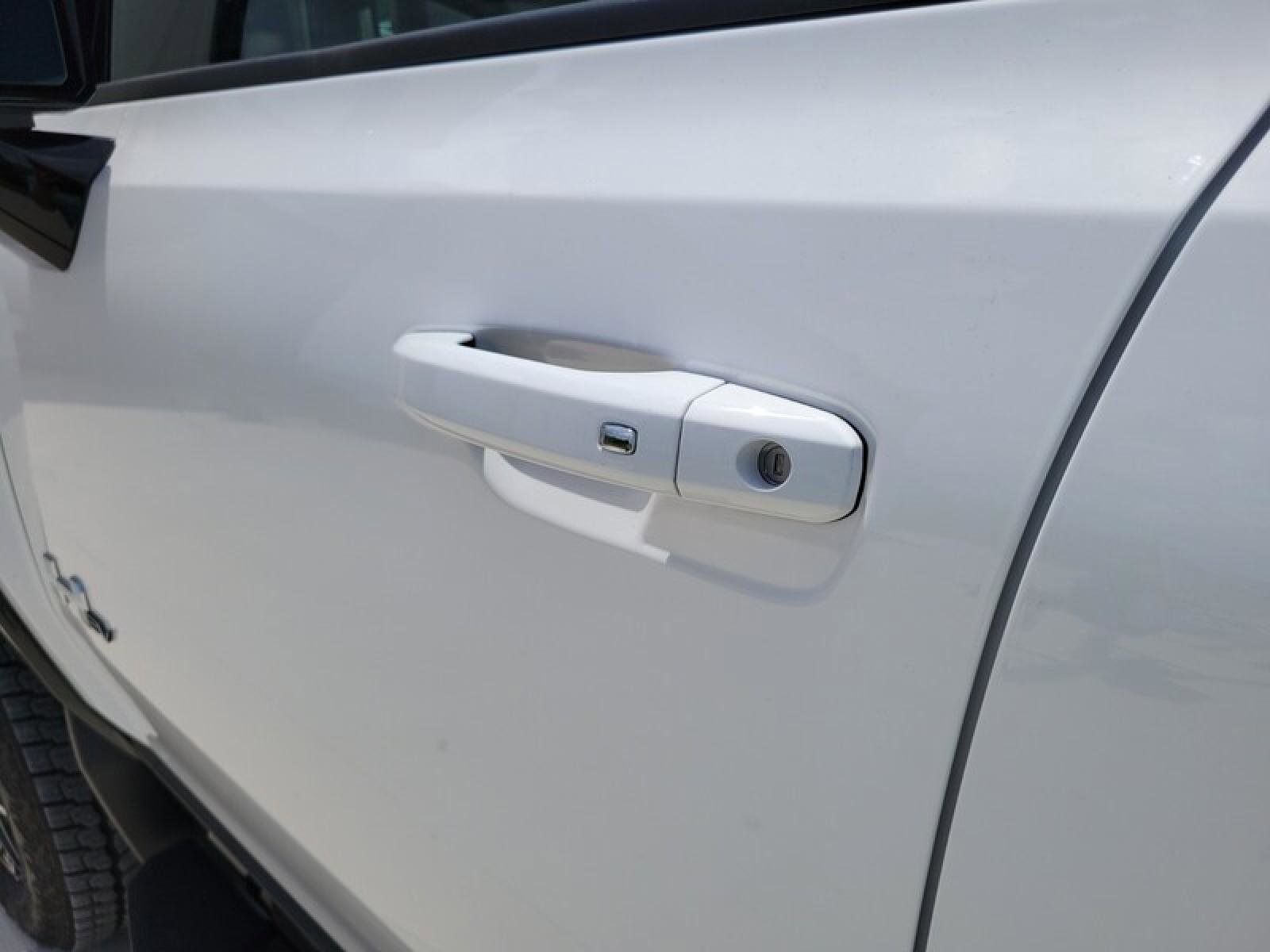 New 2025 GMC Hummer EV 2X image 11