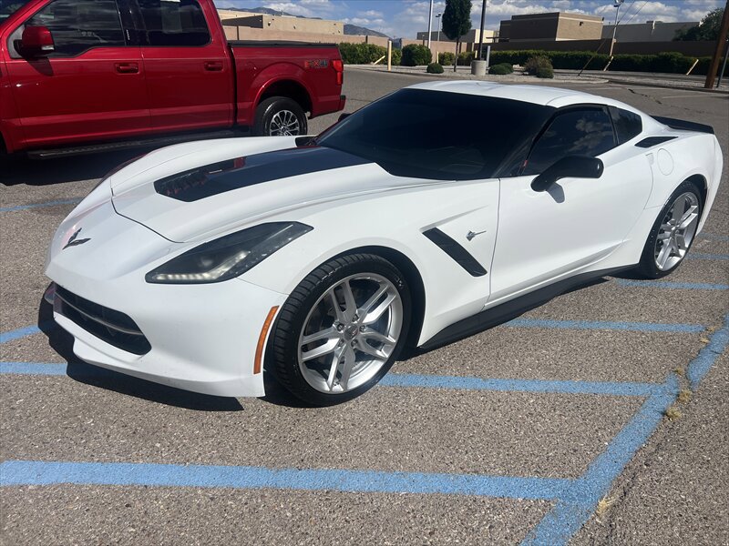 Used 2015 Chevrolet Corvette Stingray Coupe w/ Battery Protection Package RWD image 4