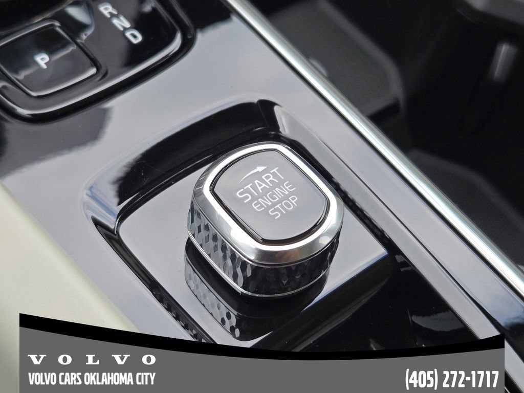 New 2026 Volvo XC60 T8 Ultra w/ Protection Package Premier image 20