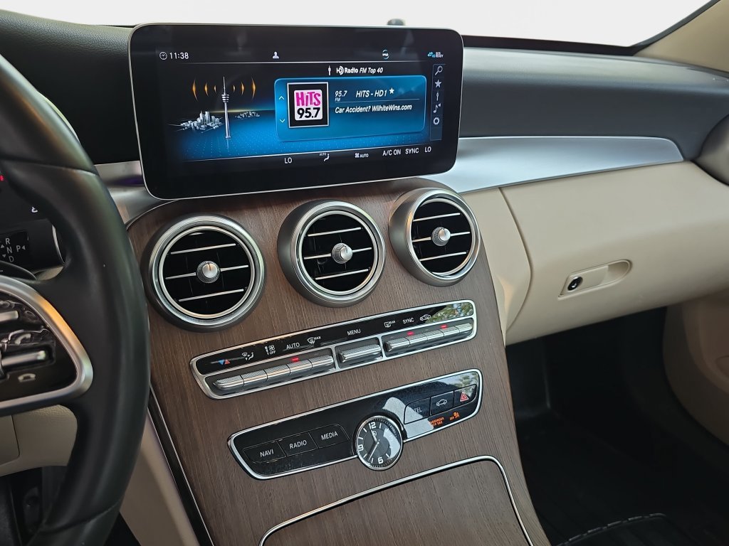 Used 2020 Mercedes-Benz C 300 4MATIC Sedan image 22