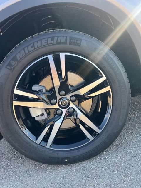 New 2026 Volvo XC40 B4 Core FWD image 34