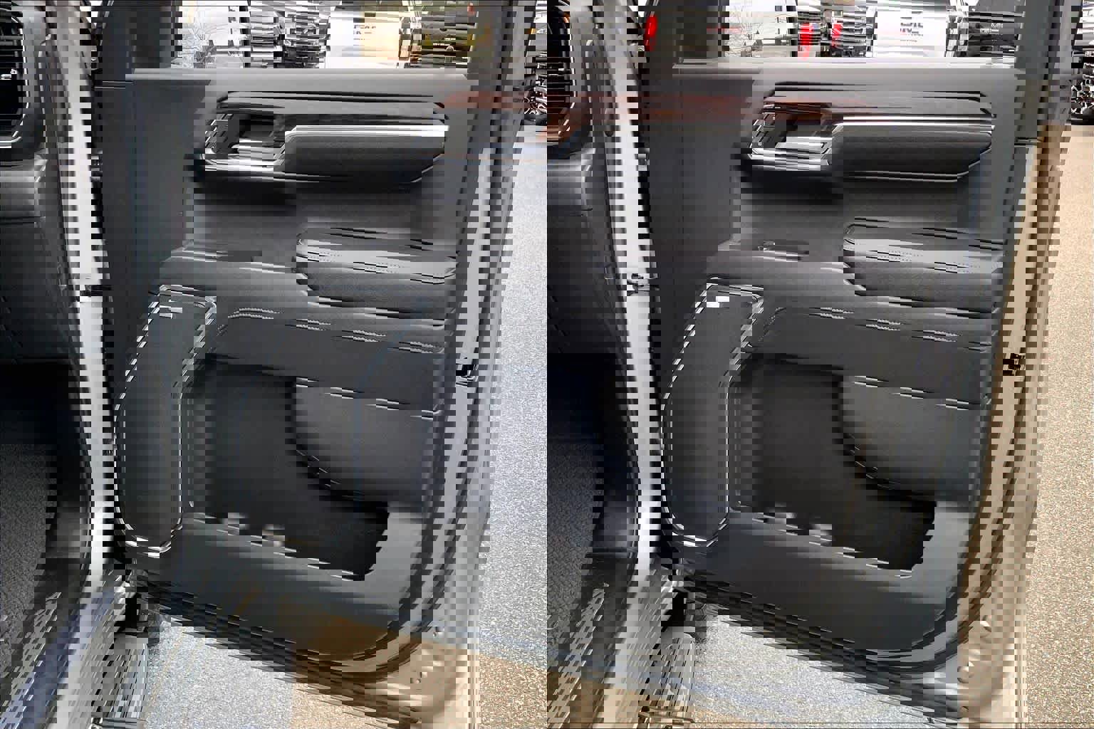 Used 2023 GMC Sierra 1500 SLT w/ SLT Premium Package AWD/4WD image 23