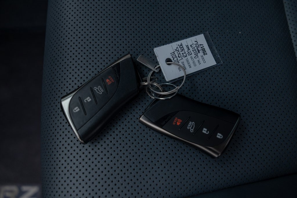 Used 2024 Lexus RZ 300e Premium image 44