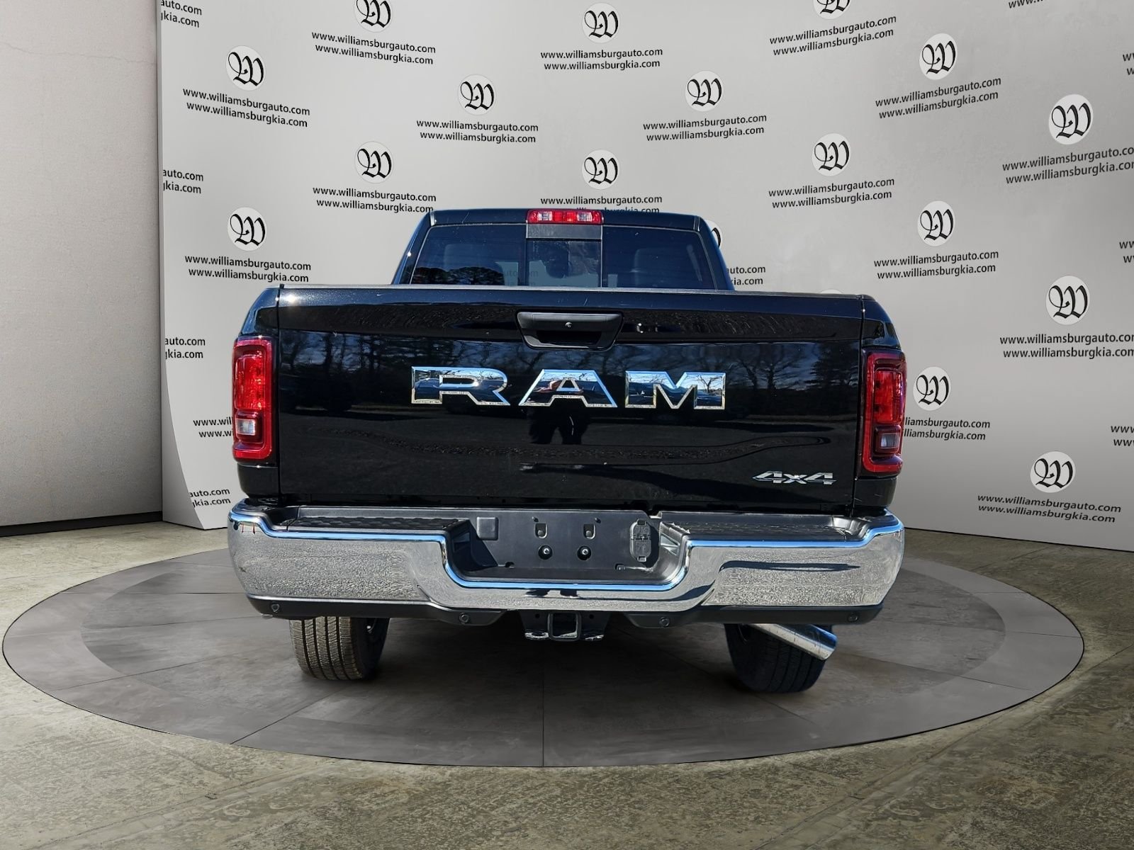 New 2026 RAM 2500 Tradesman AWD/4WD image 4