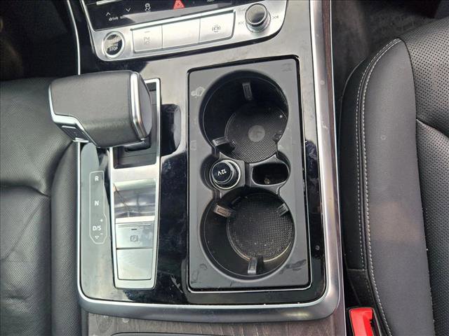 Used 2021 Audi Q8 Prestige w/ Prestige Package image 19