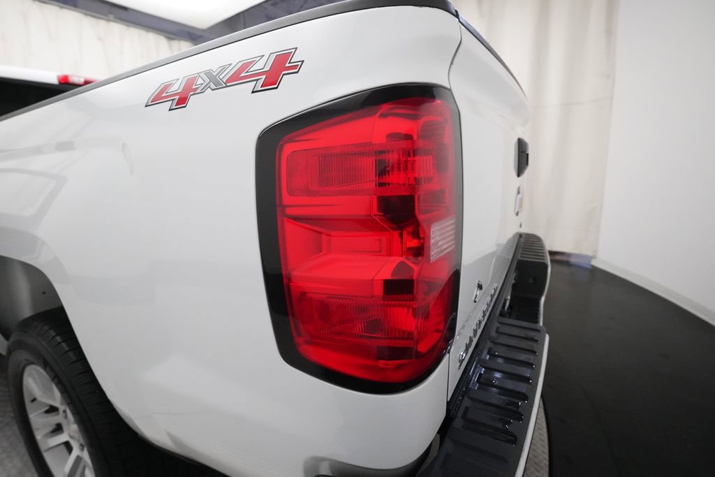 Used 2017 Chevrolet Silverado 1500 LT w/ LT Convenience Package image 28