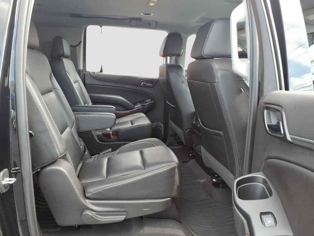 Used 2020 Chevrolet Suburban Premier AWD/4WD image 10