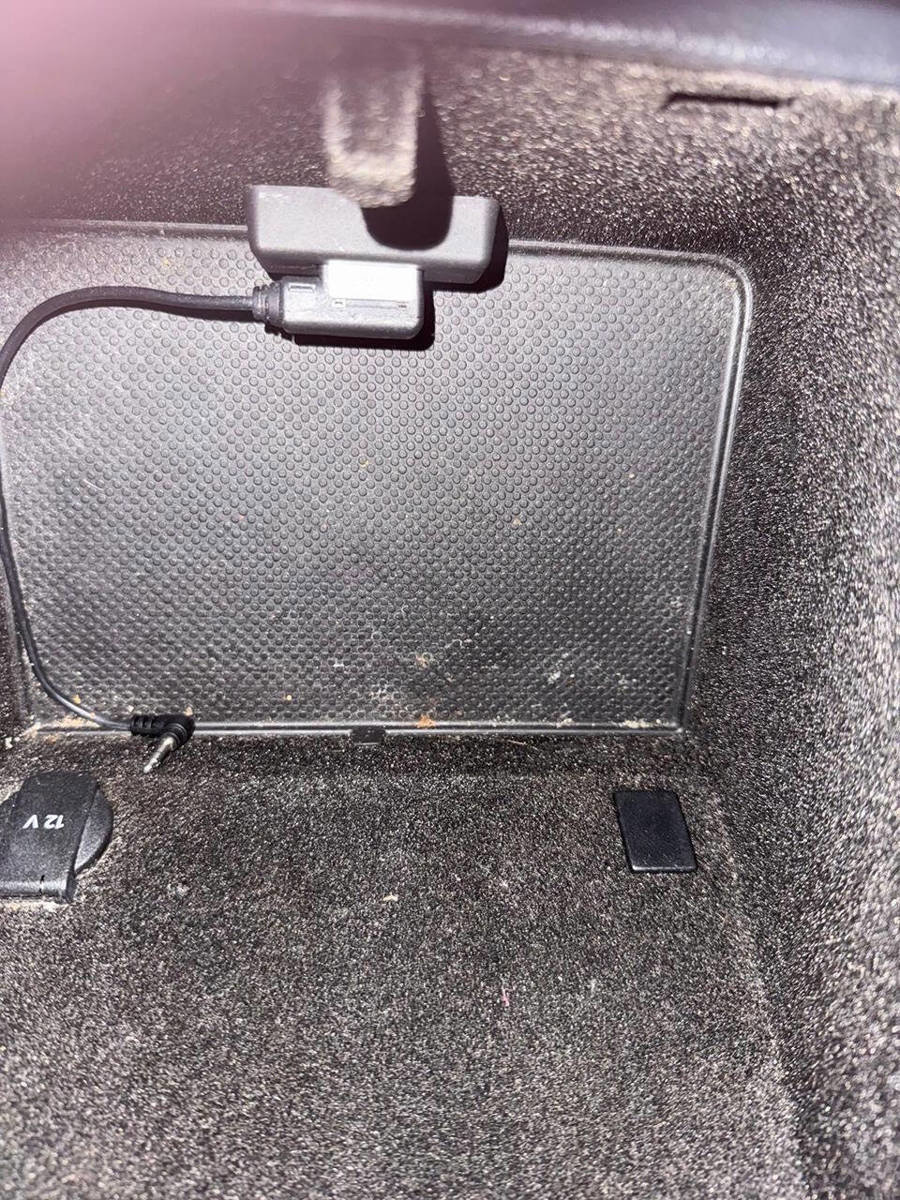 Used 2014 Volkswagen Touareg TDI image 40