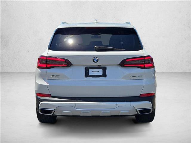 Used 2022 BMW X5 xDrive40i w/ Premium Package AWD/4WD image 8