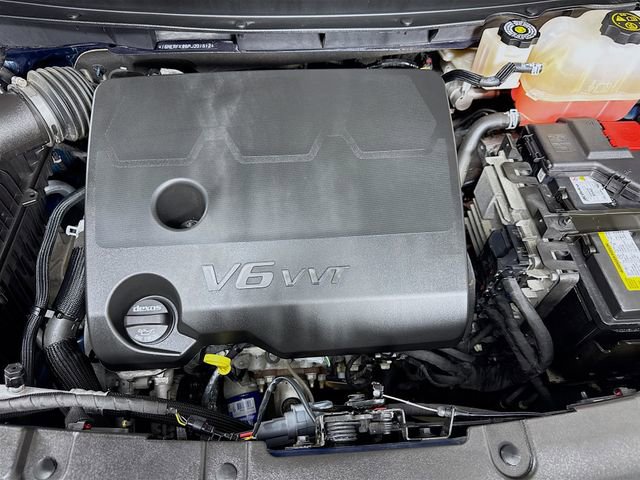 Used 2023 Chevrolet Traverse LS image 30