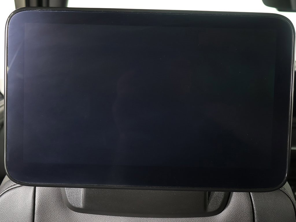 Used 2024 Chevrolet Tahoe High Country w/ Advanced Technology Package image 38