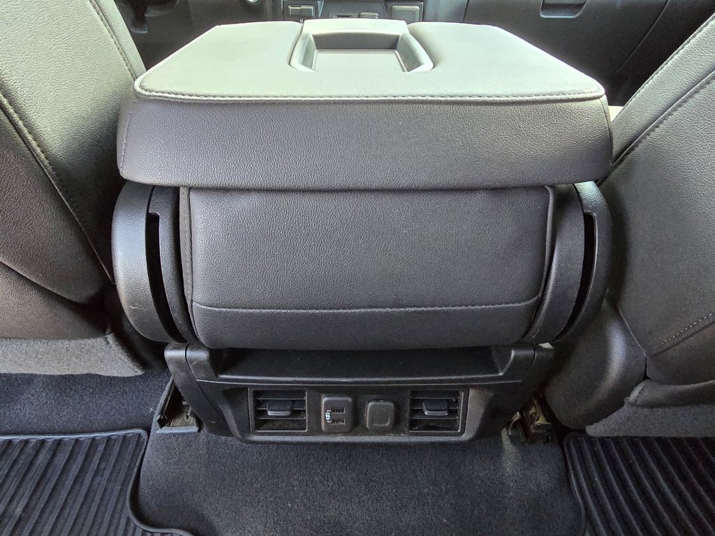 Used 2023 Chevrolet Silverado 2500 LTZ AWD/4WD image 10