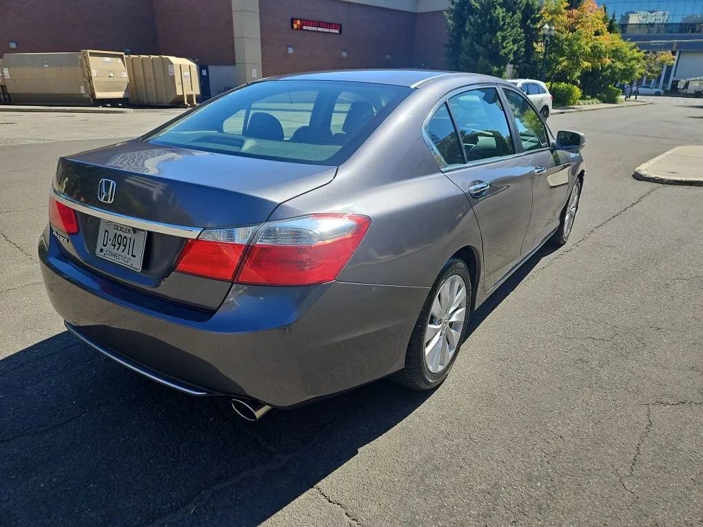 Used 2013 Honda Accord EX image 4