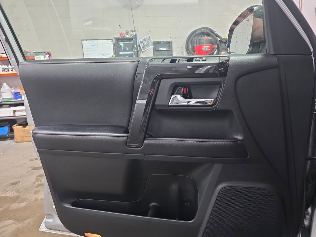 Used 2022 Toyota 4Runner TRD Off-Road Premium image 26