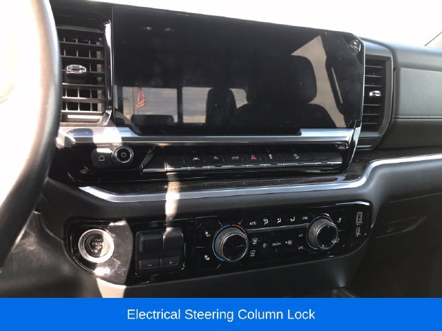 Used 2022 Chevrolet Silverado 1500 RST AWD/4WD image 33