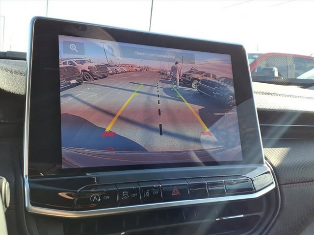 Used 2022 Jeep Compass Trailhawk image 13