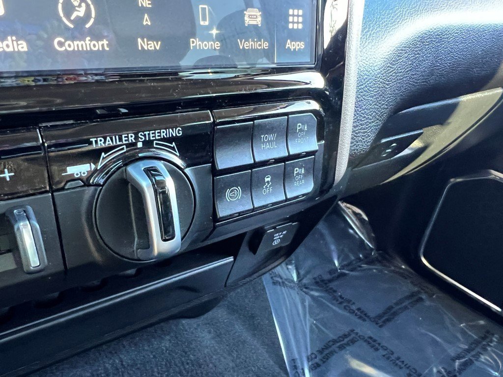 Used 2024 RAM 2500 Laramie w/ Safety Group image 51