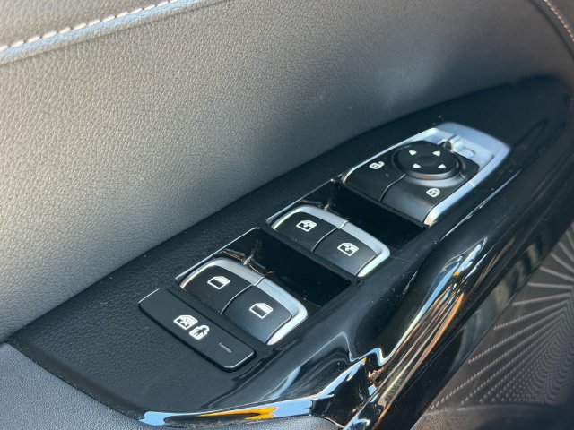 Used 2025 Kia K5 GT-Line FWD image 27