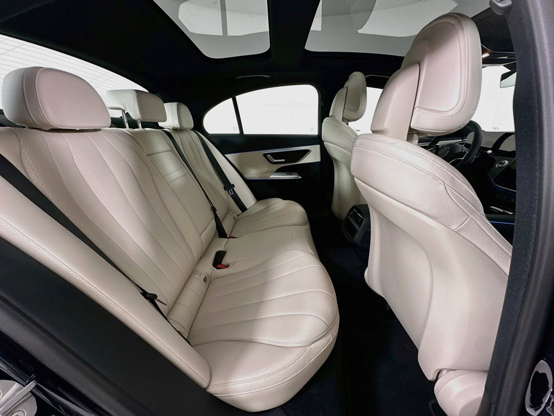 New 2027 Mercedes-Benz E 350 Sedan image 30