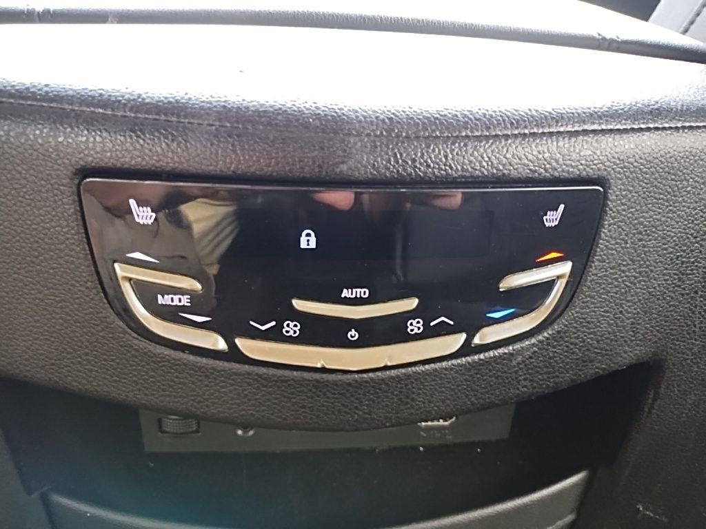 Used 2018 Cadillac Escalade ESV Premium Luxury AWD/4WD image 52