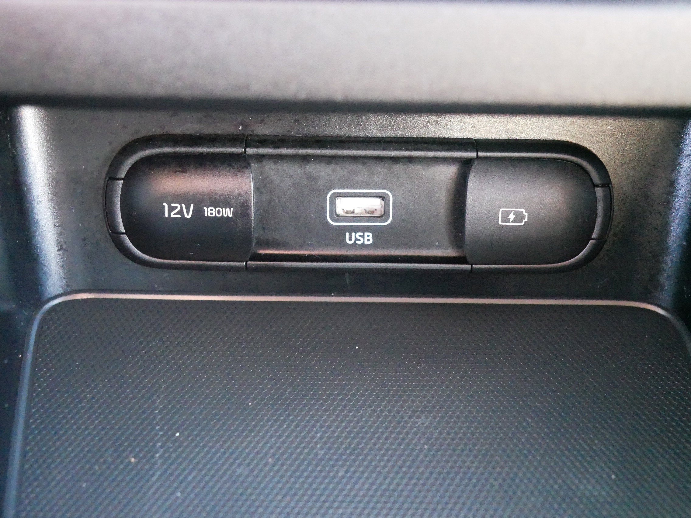 Certified 2024 Kia Forte LXS w/ LXS Technology Package image 33