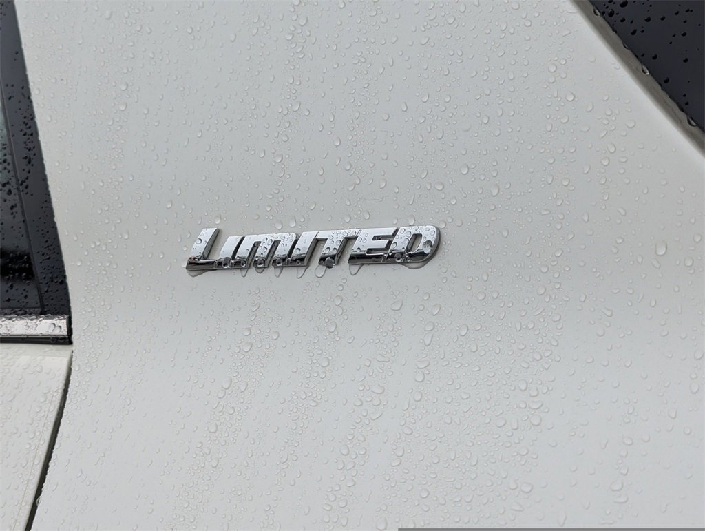 Used 2023 Toyota 4Runner Limited image 4