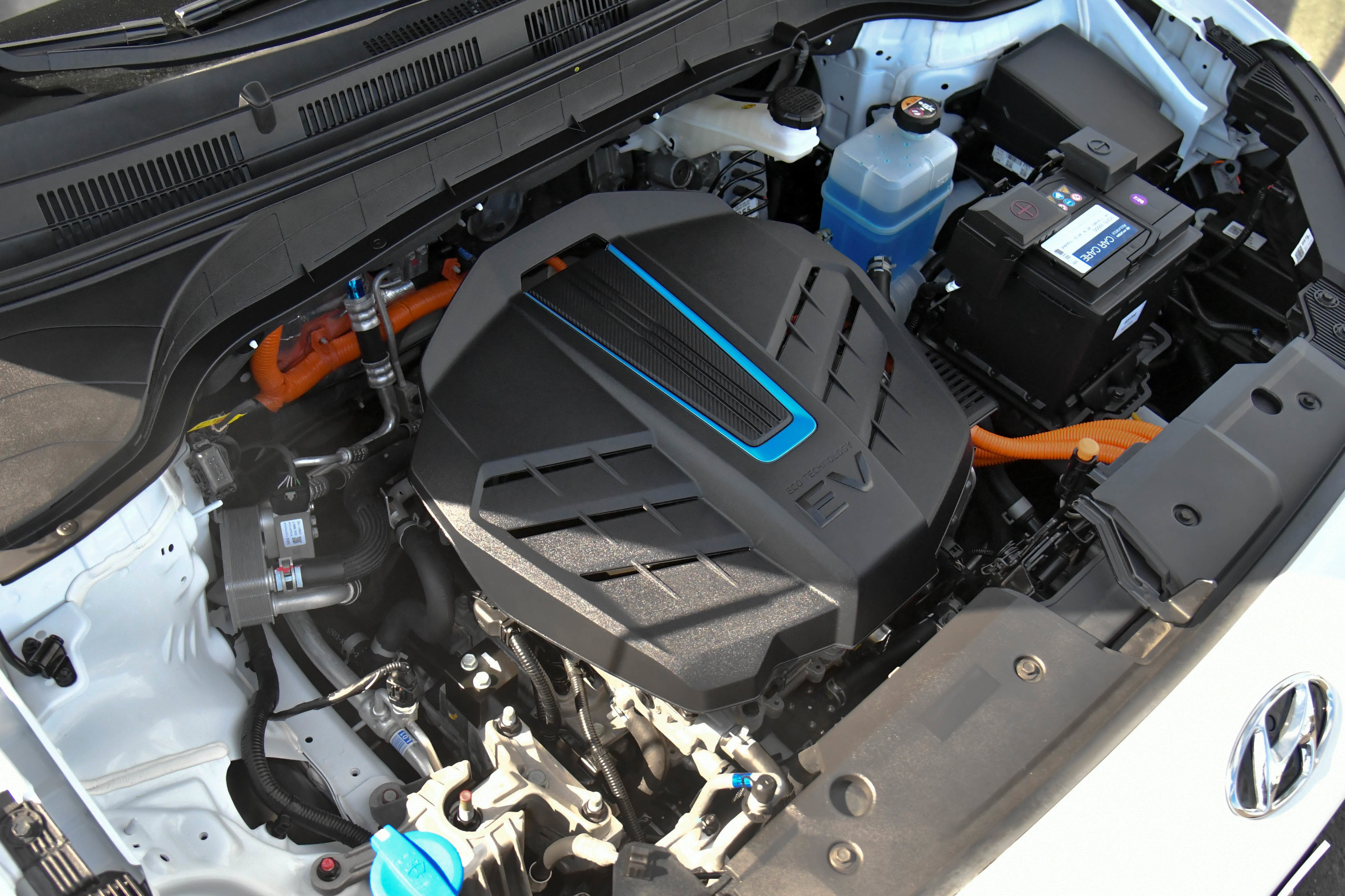 Used 2023 Hyundai Kona SE image 43