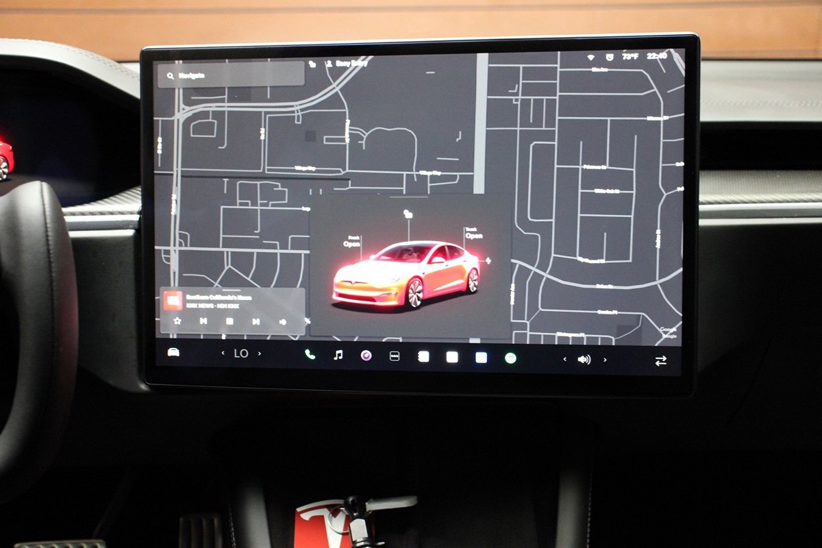 Used 2022 Tesla Model S Plaid AWD/4WD image 32