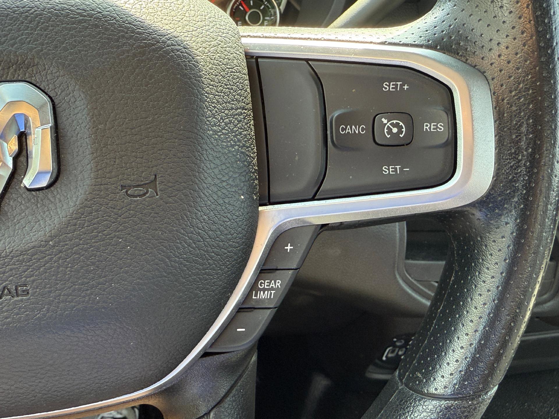 Used 2024 RAM 5500 SLT w/ Quick Order Package 2YG SLT image 17