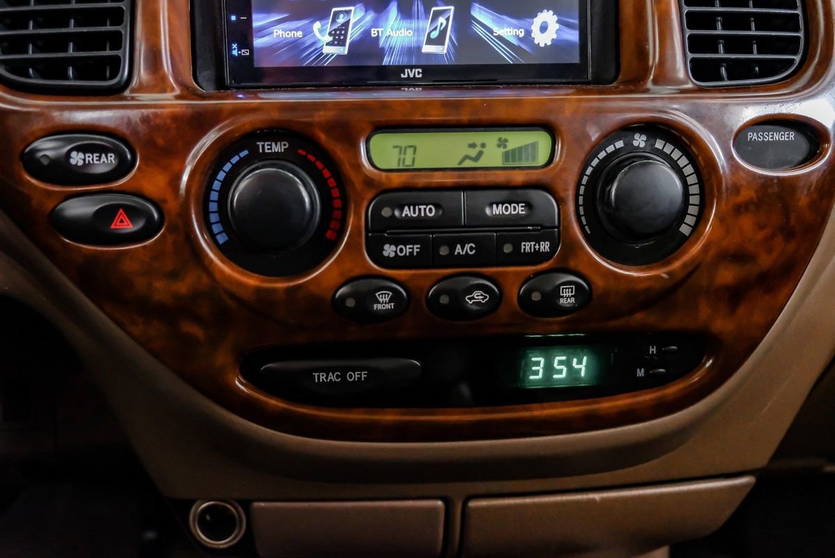 Used 2004 Toyota Sequoia SR5 image 25