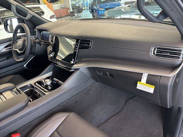 New 2026 Jeep Grand Wagoneer Limited w/ Premium Group II AWD/4WD image 43