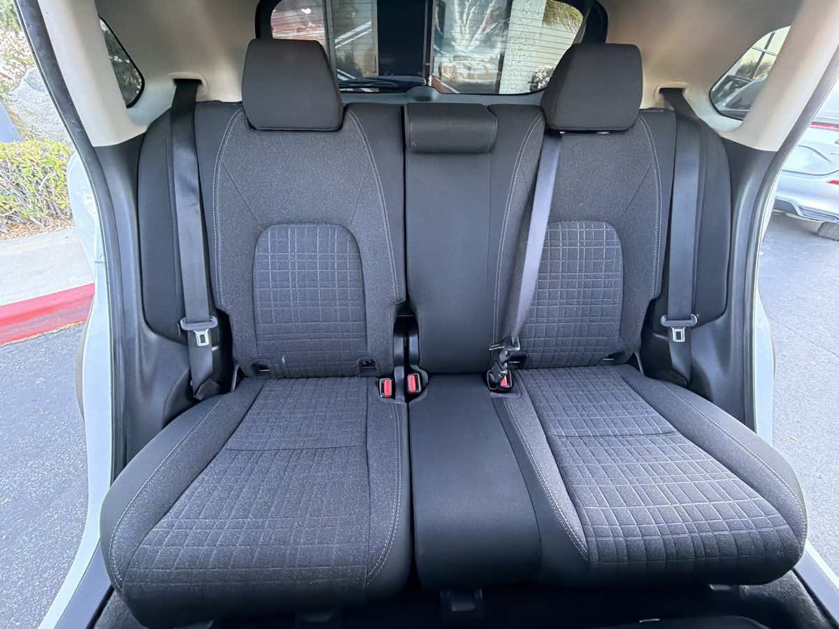 Used 2023 Honda HR-V LX image 17