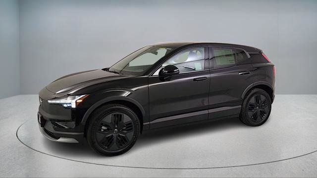 New 2026 Volvo EX30 Cross Country Ultra w/ Protection Package Premier AWD/4WD image 3