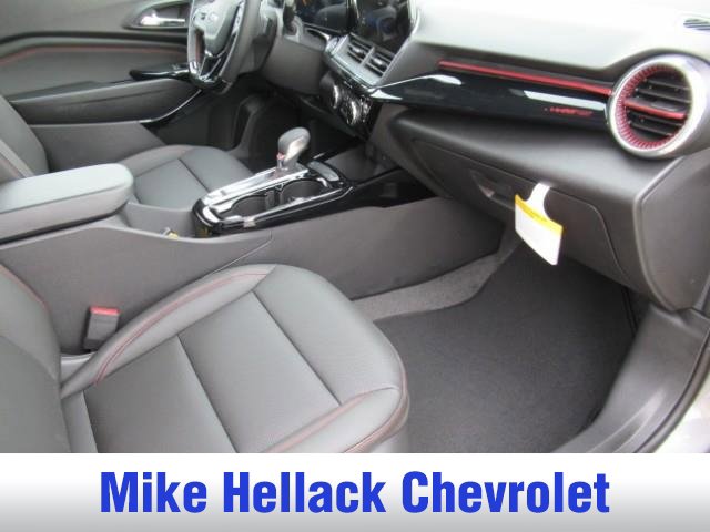 Used 2026 Chevrolet Trax RS w/ Driver Confidence Package FWD image 15