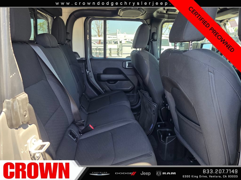 Certified 2023 Jeep Gladiator Overland AWD/4WD image 13