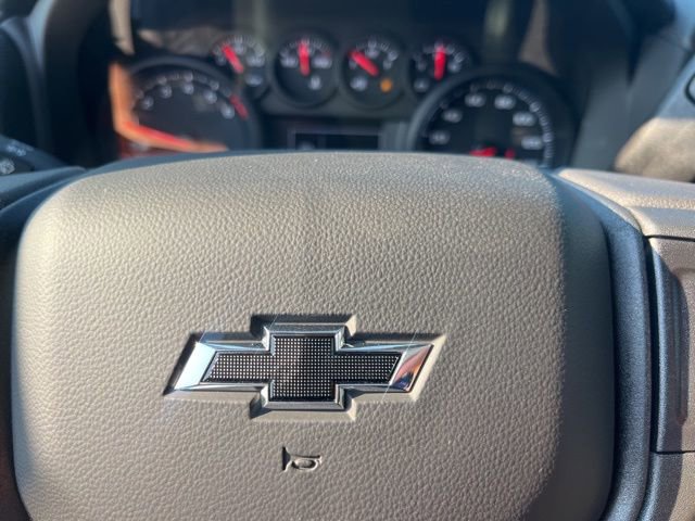 New 2026 Chevrolet Silverado 1500 Custom Trail Boss w/ Turbomax Blackout Package AWD/4WD image 38