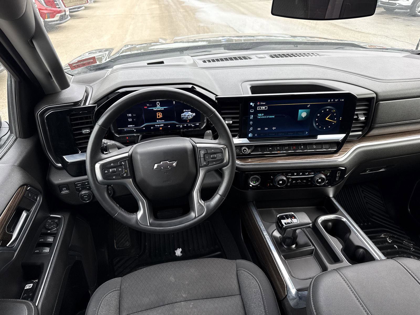 Used 2023 Chevrolet Silverado 1500 RST w/ Z71 Off-Road Package image 15