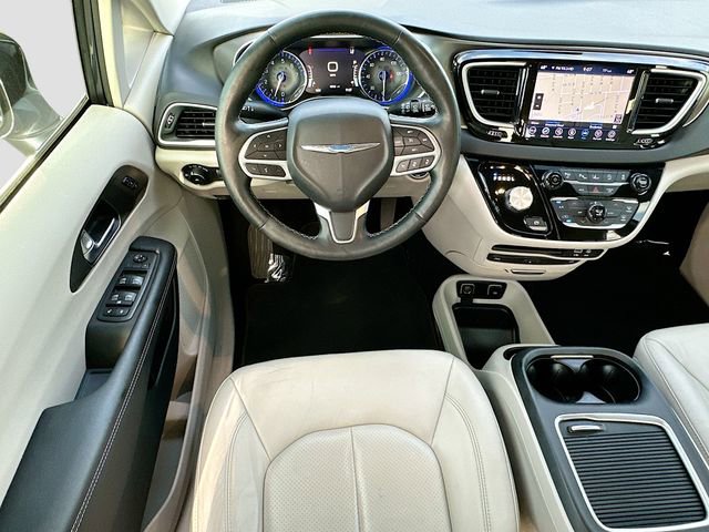 Used 2020 Chrysler Pacifica Touring-L Plus w/ Advanced Safetytec Group image 22