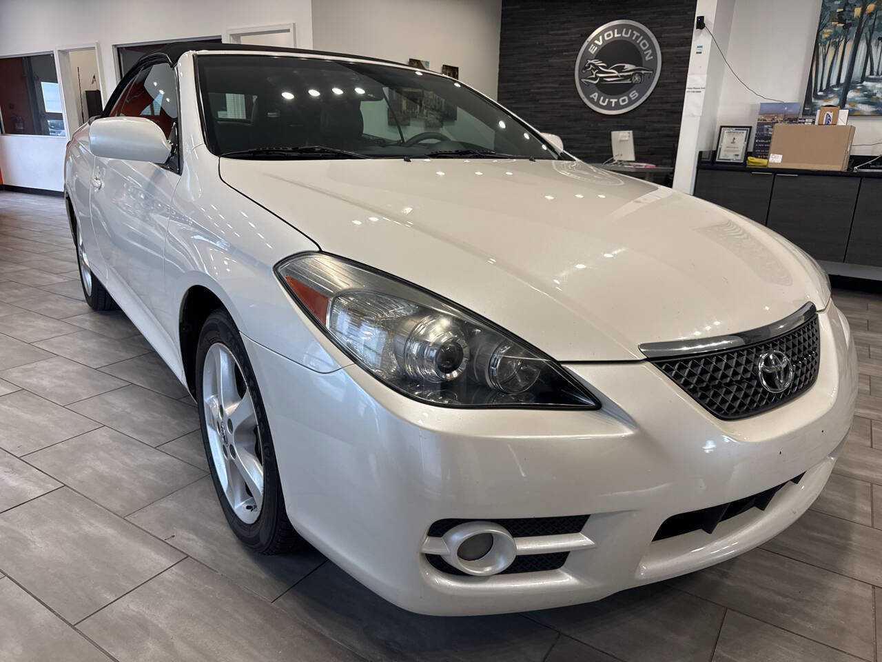 Used 2007 Toyota Solara SLE FWD image 2