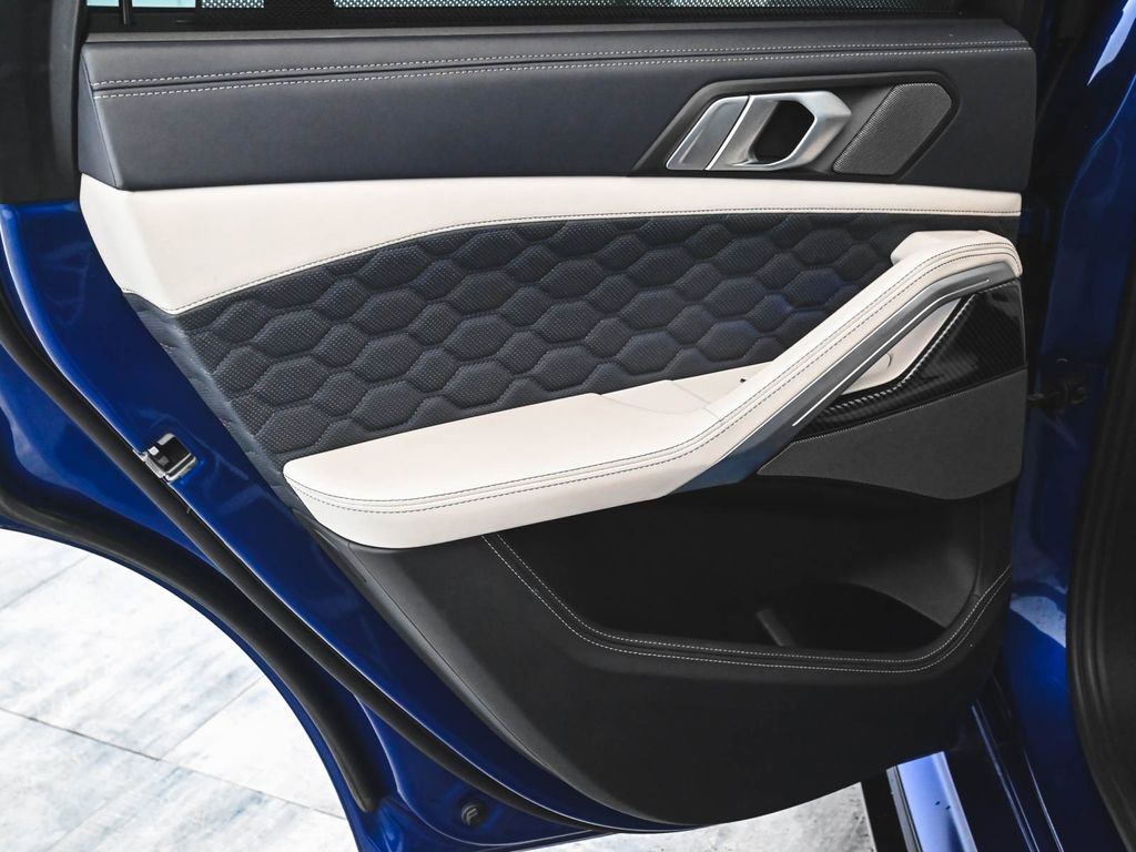 Used 2021 BMW X6 M w/ Competition Package image 15