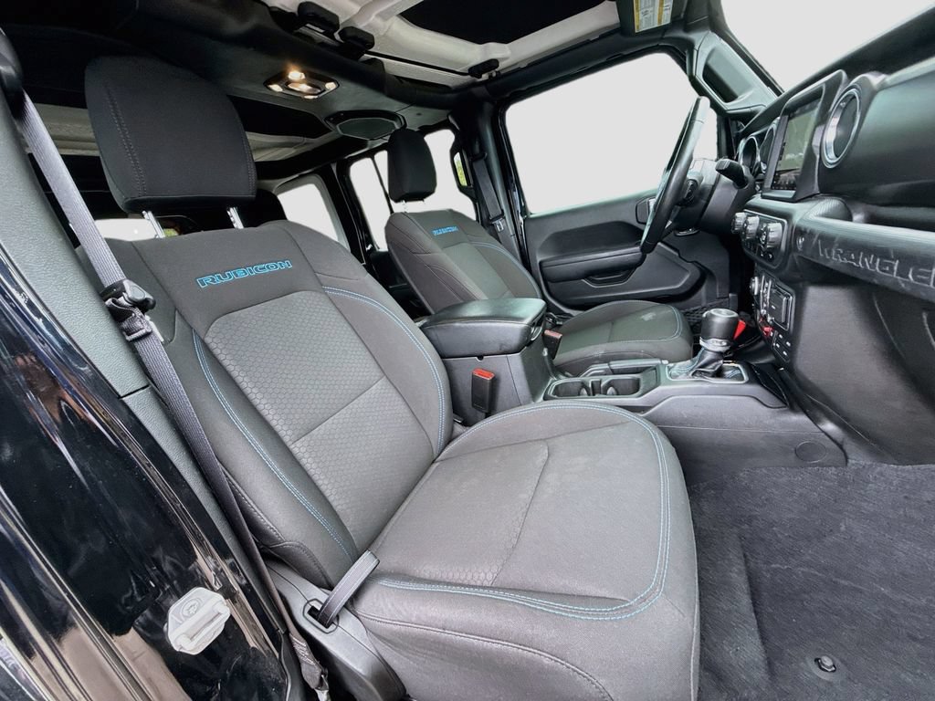 Used 2023 Jeep Wrangler Unlimited Rubicon 4xe w/ Cold Weather Group AWD/4WD image 33