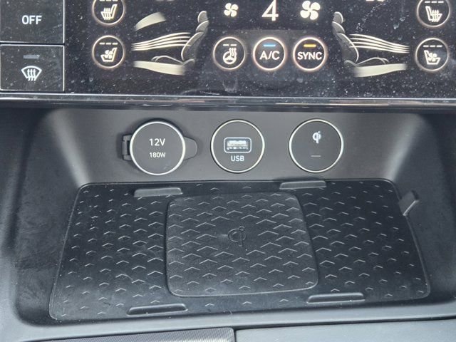 Used 2025 Genesis G70 2.5T w/ Sport Prestige Package image 19