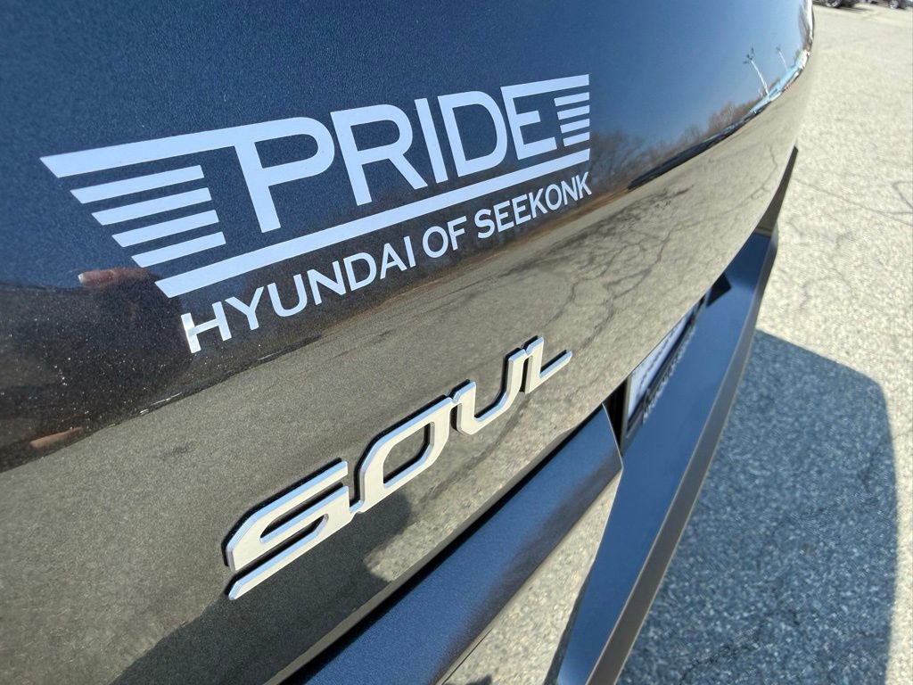 Used 2024 Kia Soul LX w/ Option Group 015 image 13