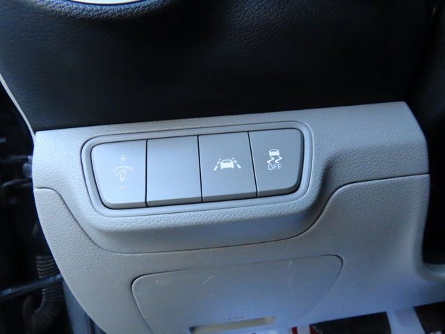 Used 2020 Kia Forte LXS image 34