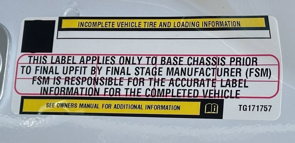 New 2026 RAM 5500 Tradesman w/ Chrome Appearance Group image 38