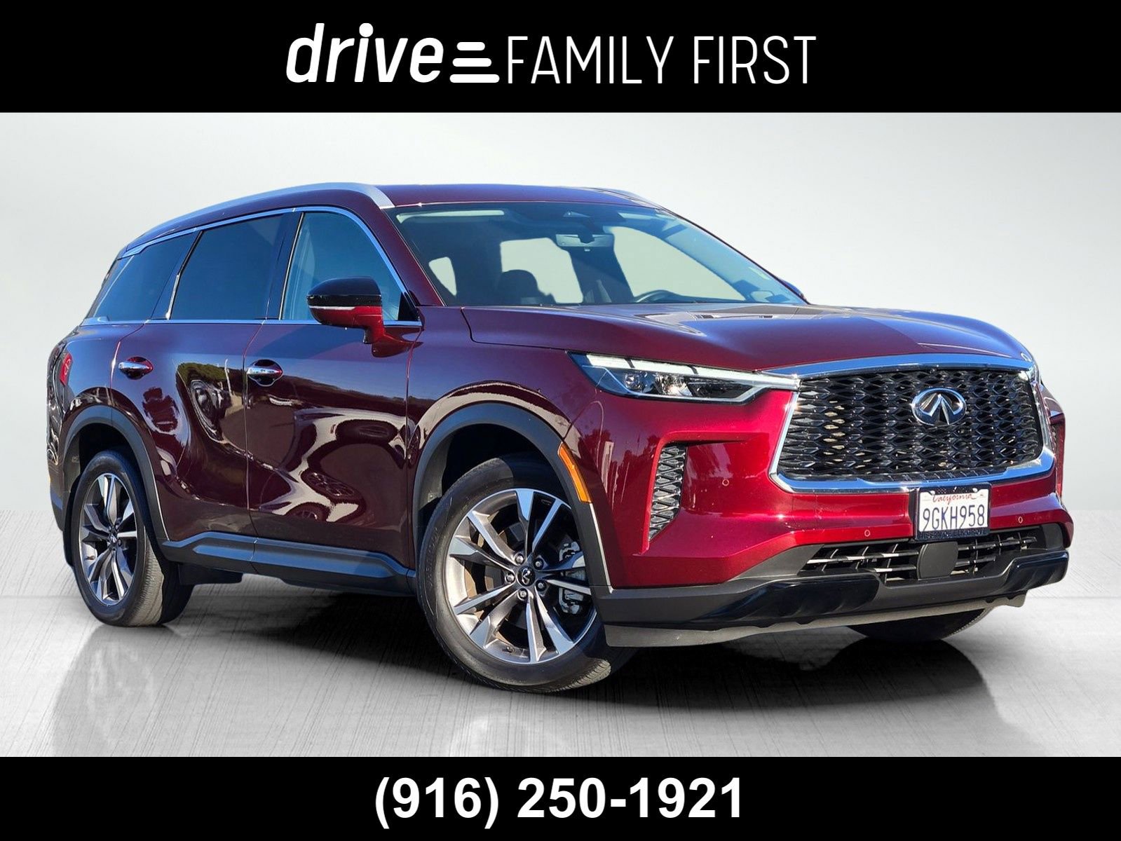 Used 2023 INFINITI QX60 Luxe w/ Vision Package AWD/4WD image 1
