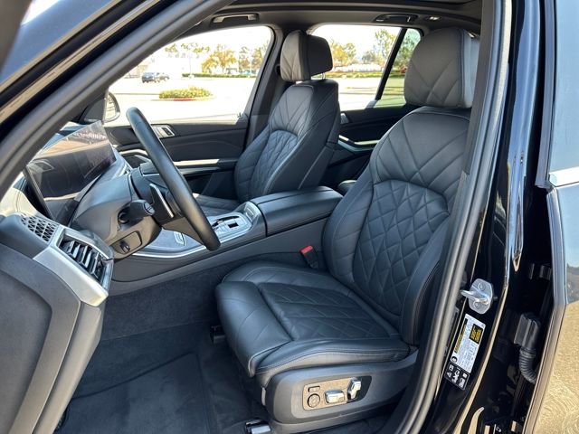 Used 2025 BMW X5 xDrive40i image 4